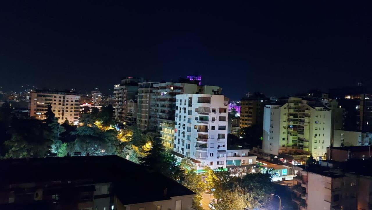 Spacious Family-Friendly Apartment In The Heart Of Bllok تيرانا المظهر الخارجي الصورة